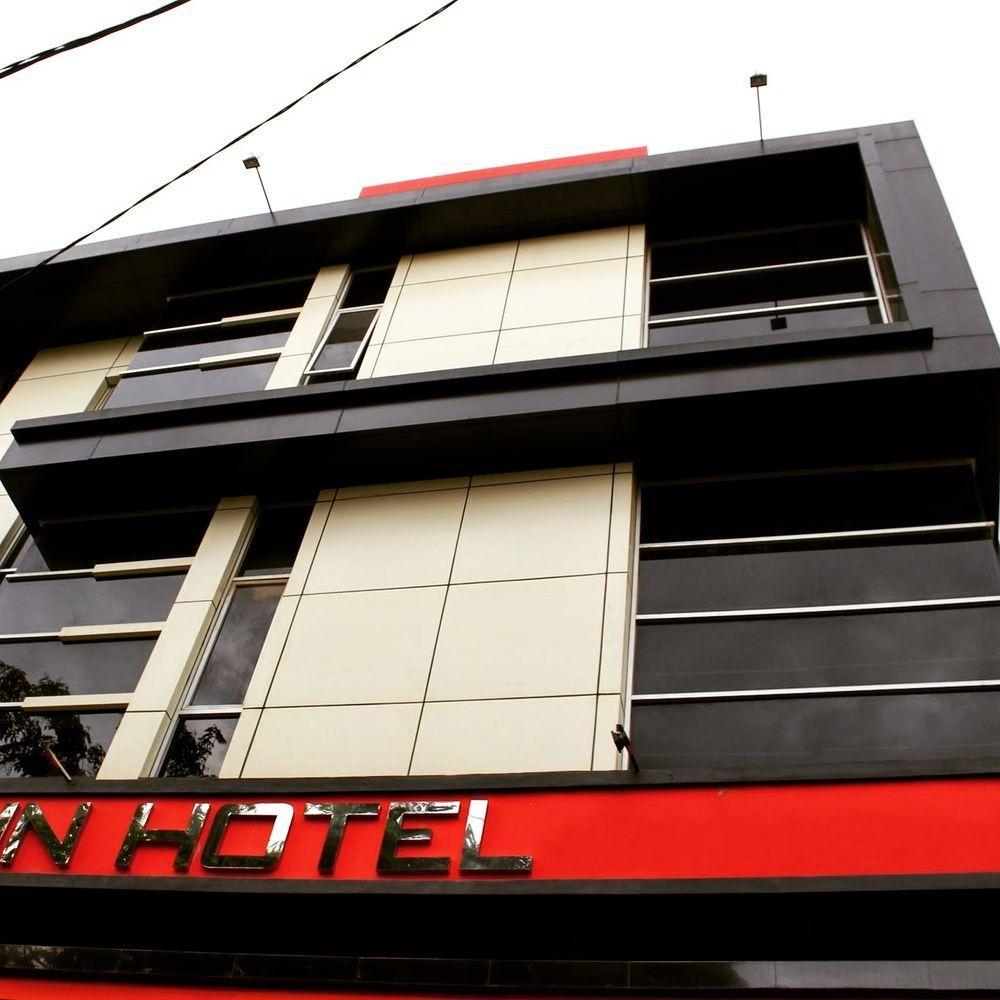 Amaliun Hotel Medan Eksteriør billede