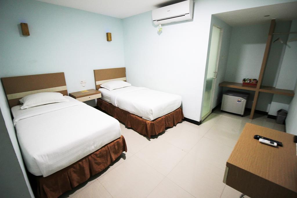 Amaliun Hotel Medan Eksteriør billede