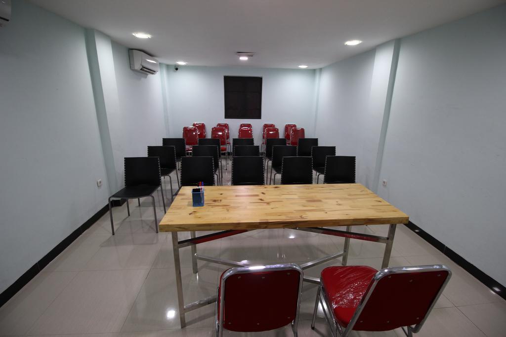 Amaliun Hotel Medan Eksteriør billede
