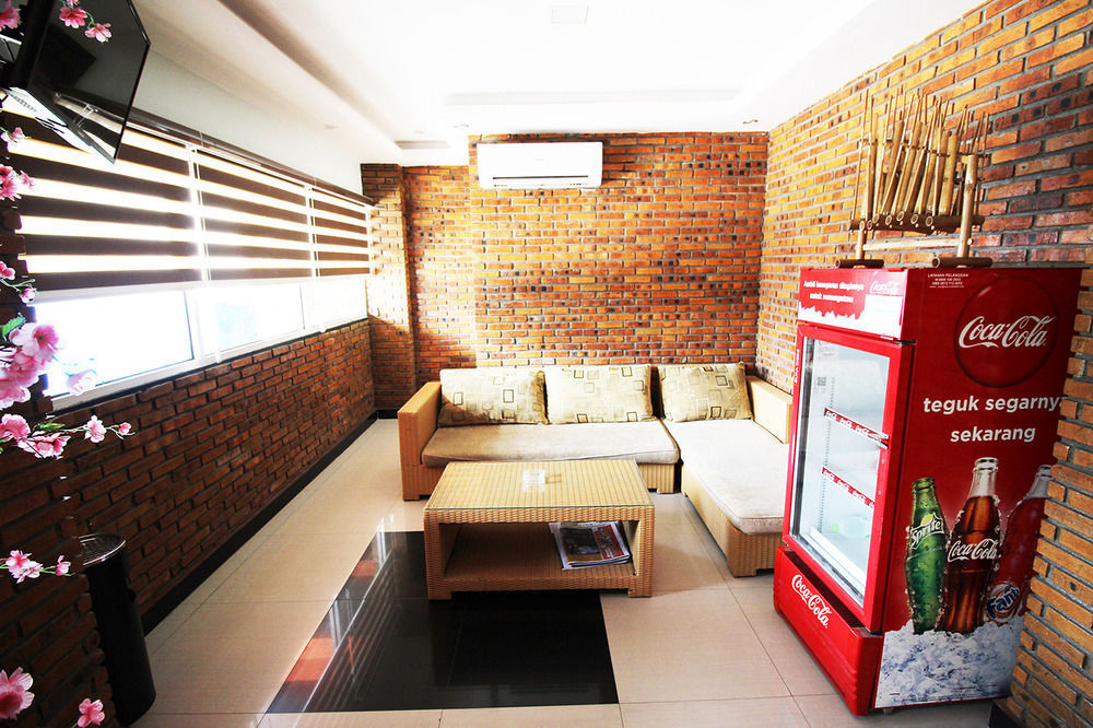 Amaliun Hotel Medan Eksteriør billede