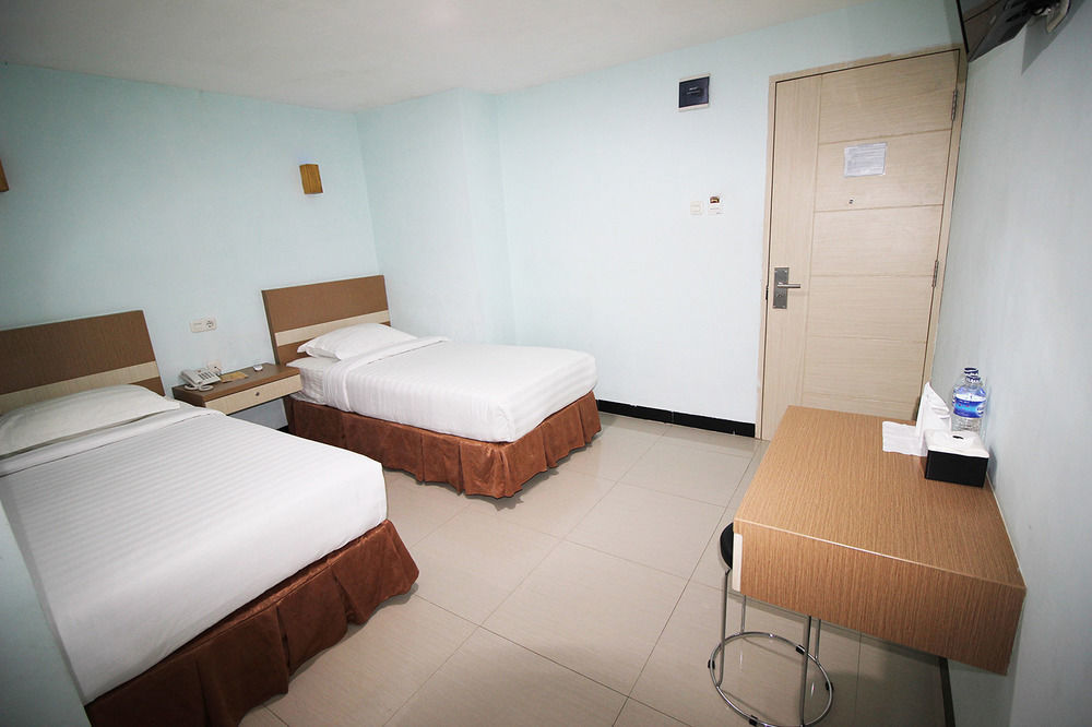 Amaliun Hotel Medan Eksteriør billede